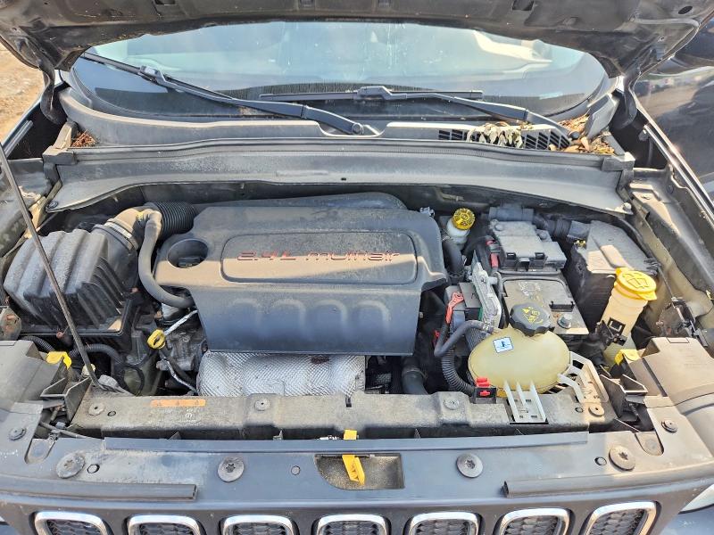 Продажа на аукционе авто 2015 Jeep Renegade, vin: ZACCJBBT8FPC45841, номер лота: 61314496
