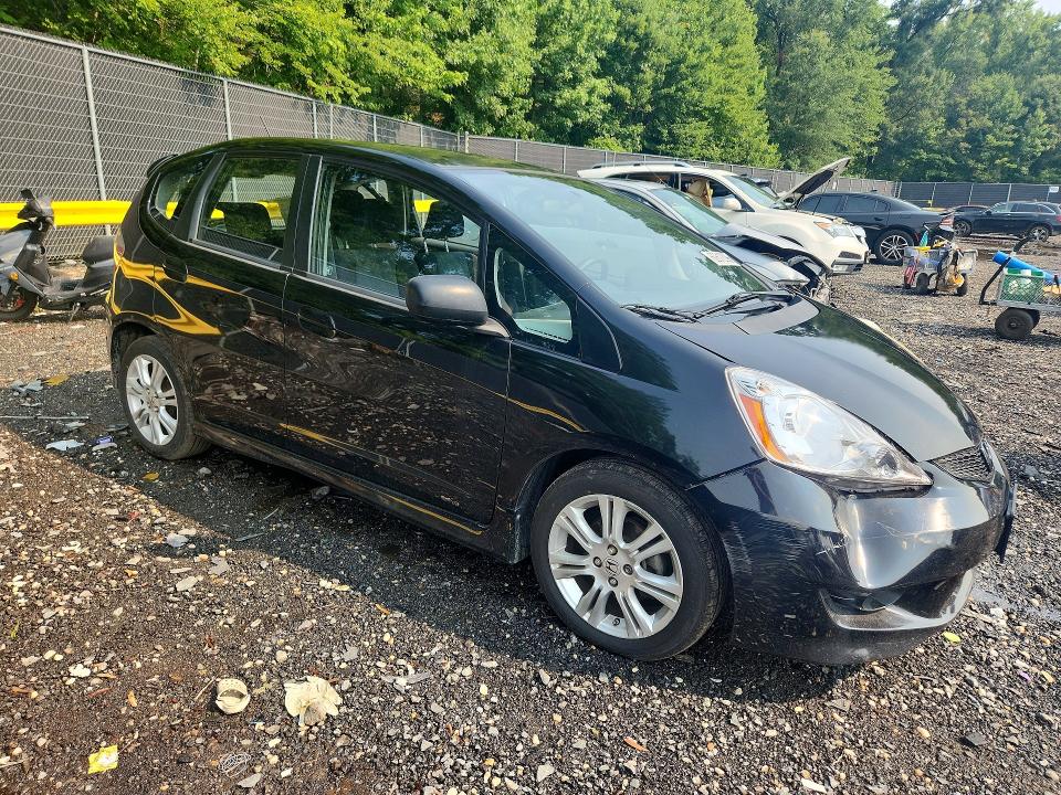 2011 Honda Fit მანქანა იყიდება აუქციონზე, vin: JHMGE8H52BS010422, აუქციონის ნომერი: 62612096