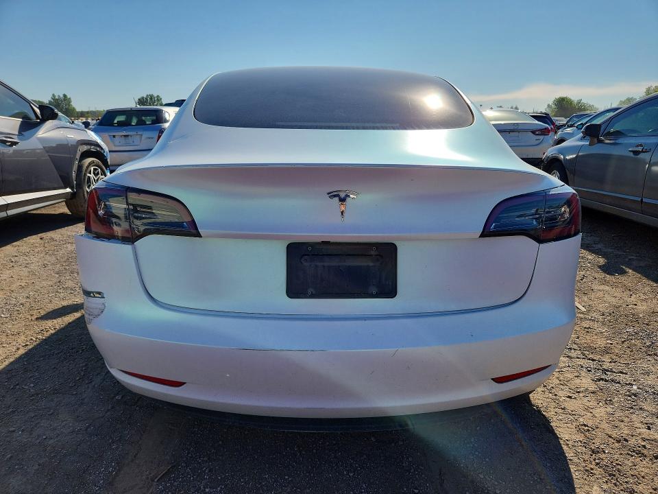 Продажа на аукционе авто 2023 Tesla Model 3, vin: 5YJ3E1EA8PF558311, номер лота: 62855236