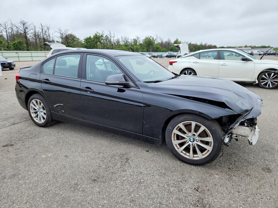 59782526 :رقم المزاد ، WBA8E5G55JNU47668 vin ، 2018 Bmw 320 مزاد بيع