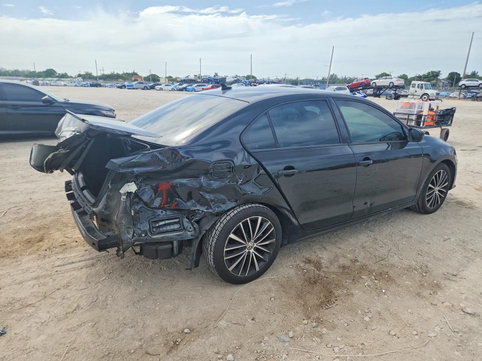 2015 Volkswagen Jetta მანქანა იყიდება აუქციონზე, vin: 3VWD17AJ7FM338318, აუქციონის ნომერი: 61384336