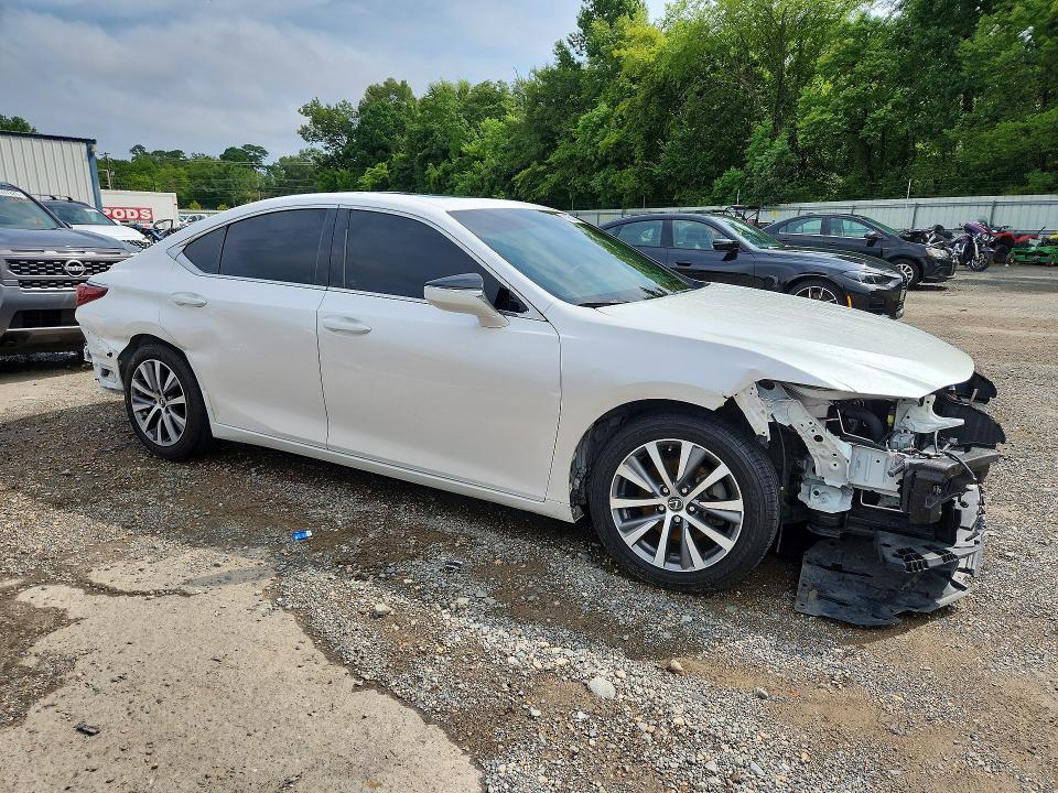 60658836 :رقم المزاد ، 58ABZ1B14KU041760 vin ، 2019 Lexus Es مزاد بيع