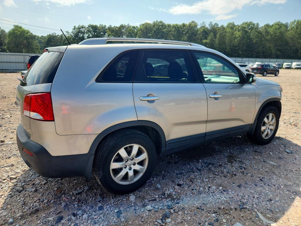 2013 Kia Sorento მანქანა იყიდება აუქციონზე, vin: 5XYKT4A61DG366320, აუქციონის ნომერი: 95586335