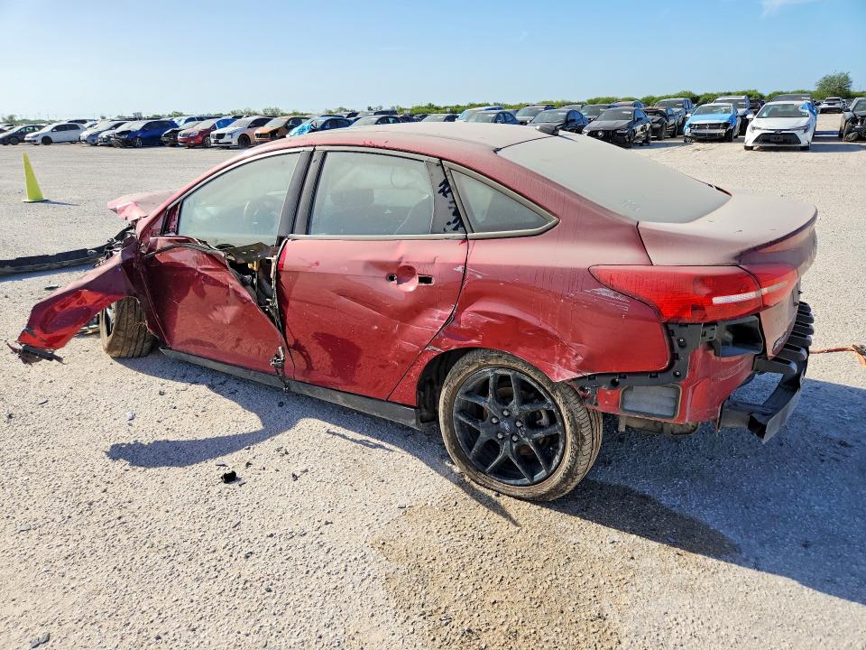 60451296 :رقم المزاد ، 1FADP3F27GL295362 vin ، 2016 Ford Focus مزاد بيع