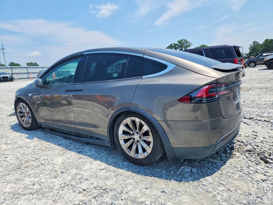 Продажа на аукционе авто 2016 Tesla Model X, vin: 5YJXCAE47GFS00618, номер лота: 62659756