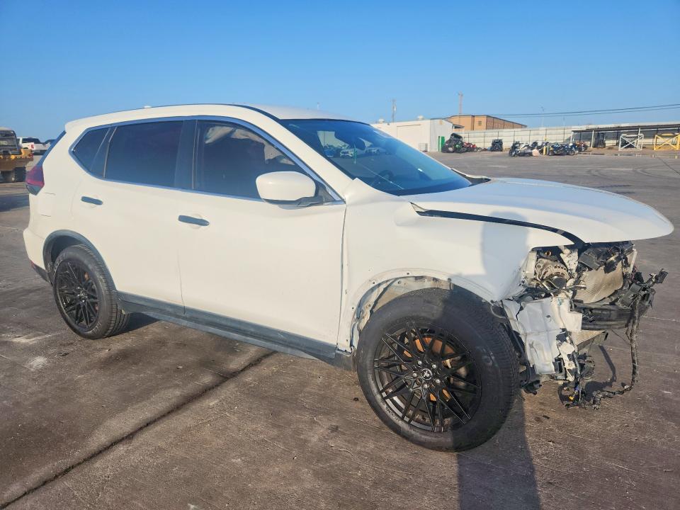 Продаж на аукціоні авто 2018 Nissan Rogue, vin: KNMAT2MT4JP622976, номер лоту: 61663546