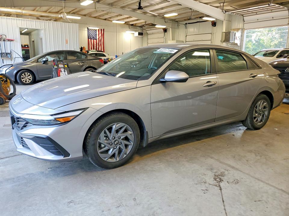 2025 Hyundai Elantra Hybrid მანქანა იყიდება აუქციონზე, vin: KMHLM4DJXSU166142, აუქციონის ნომერი: 62317196