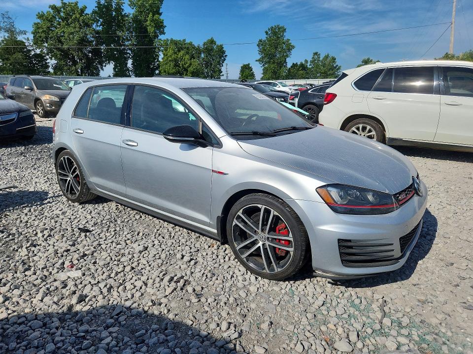 60424616 :رقم المزاد ، 3VW447AU9HM070893 vin ، 2017 Volkswagen Gti مزاد بيع
