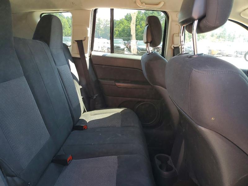 61895646 :رقم المزاد ، 1C4NJDEB3DD236158 vin ، 2013 Jeep Compass مزاد بيع