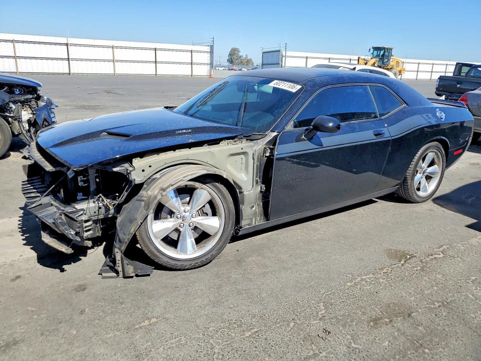 60211106 :رقم المزاد ، 2C3CDZBT9FH782837 vin ، 2015 Dodge Challenger مزاد بيع