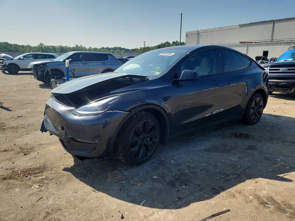 59258586 :رقم المزاد ، 7SAYGAEE3SF232303 vin ، 2025 Tesla Model Y مزاد بيع