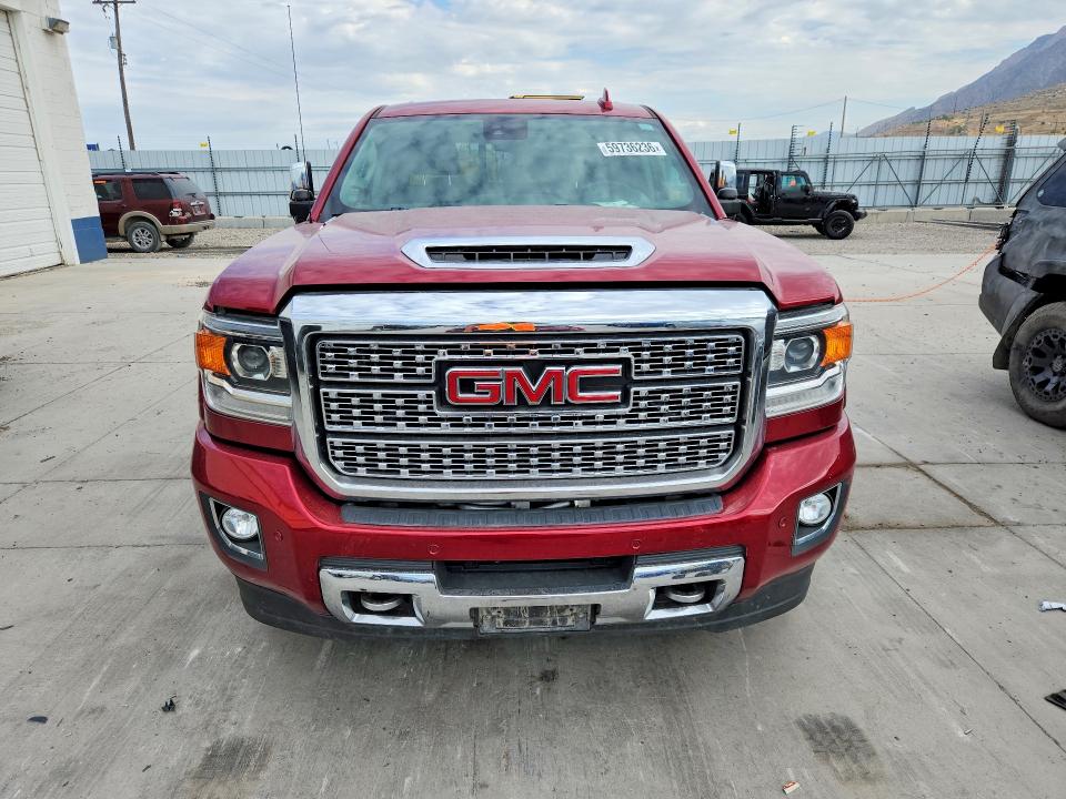 59736236 :رقم المزاد ، 1GT42WEY0KF247645 vin ، 2019 Gmc Sierra مزاد بيع