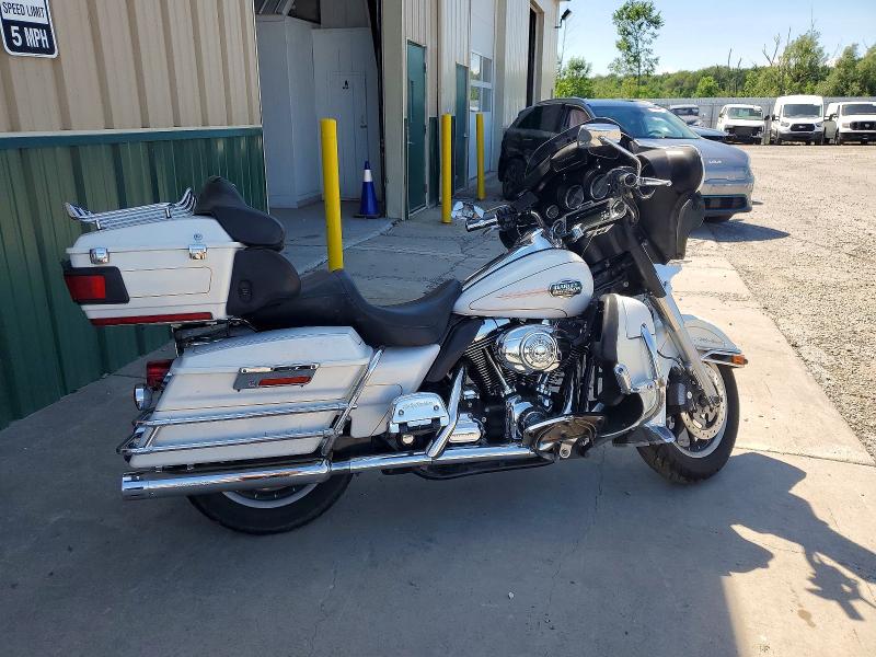 Продаж на аукціоні авто 2008 Harley-davidson Flhtcui, vin: 1HD1FC4168Y672468, номер лоту: 60420366