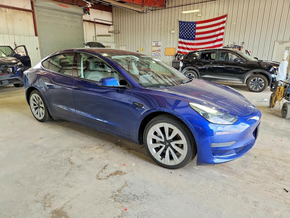 60435596 :رقم المزاد ، 5YJ3E1EA3NF371605 vin ، 2022 Tesla Model 3 مزاد بيع
