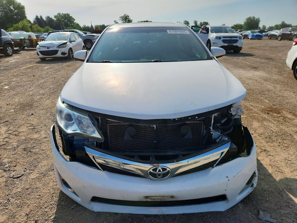 Aukcja sprzedaży 2014 Toyota Camry, vin: 4T4BF1FK3ER355056, numer aukcji: 61004866