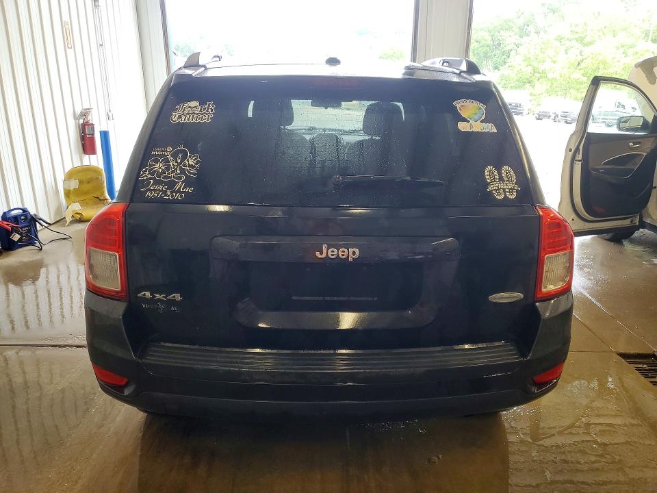 59348876 :رقم المزاد ، 1J4NF1FBXBD159391 vin ، 2011 Jeep Compass مزاد بيع
