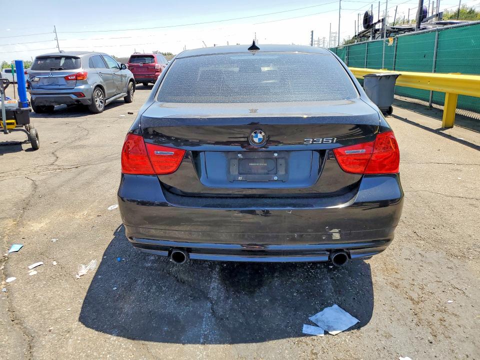 58563306 :رقم المزاد ، WBAPL5C59BA917426 vin ، 2011 Bmw 335 مزاد بيع
