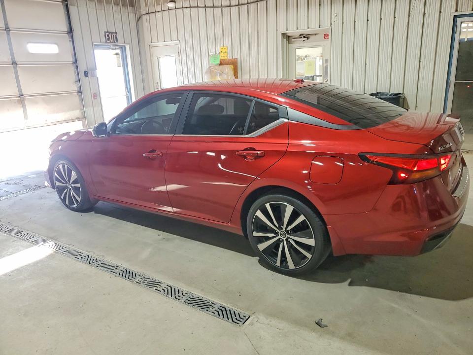 Продаж на аукціоні авто 2021 Nissan Altima, vin: 1N4BL4CW0MN370953, номер лоту: 62015066