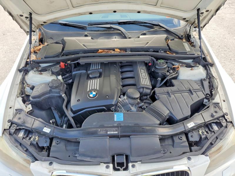 60982816 :رقم المزاد ، WBAPK7C58BA970164 vin ، 2011 Bmw 328 مزاد بيع
