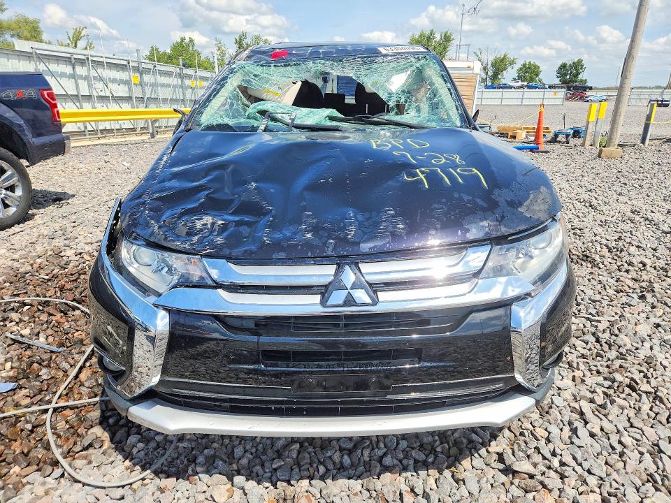 2017 Mitsubishi Outlander მანქანა იყიდება აუქციონზე, vin: JA4AD3A39HZ042719, აუქციონის ნომერი: 63304096