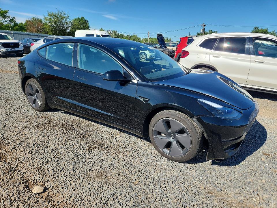 Продажа на аукционе авто 2023 Tesla Model 3, vin: 5YJ3E1EA8PF679551, номер лота: 57753216