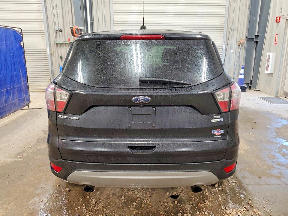Продажа на аукционе авто 2017 Ford Escape, vin: 1FMCU9GD6HUC71188, номер лота: 62721726