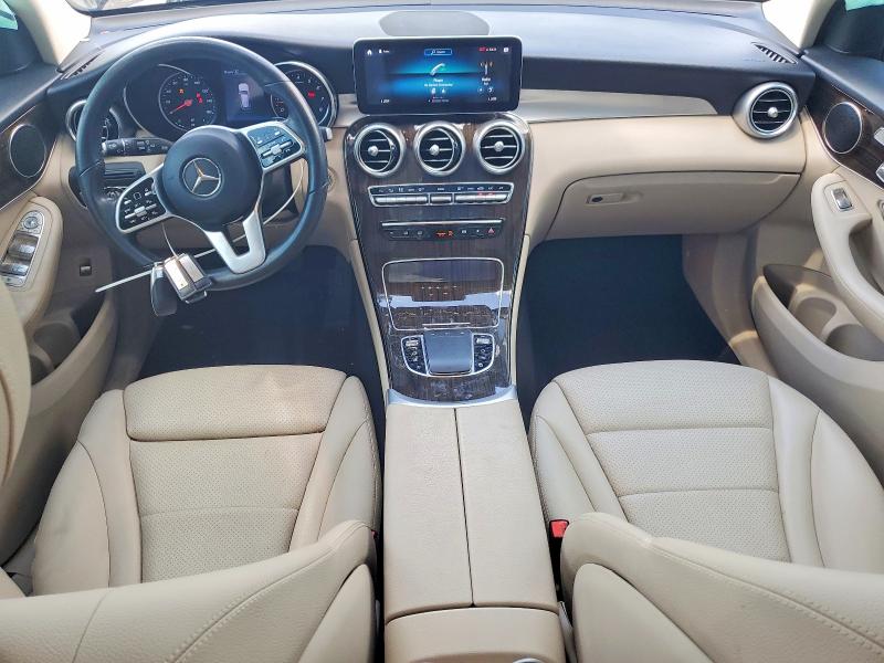 60200186 :رقم المزاد ، W1N0G8DB3NV380119 vin ، 2022 Mercedes-benz Glc مزاد بيع
