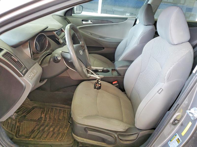 2014 Hyundai Sonata მანქანა იყიდება აუქციონზე, vin: 5NPEB4AC3EH928640, აუქციონის ნომერი: 85991555