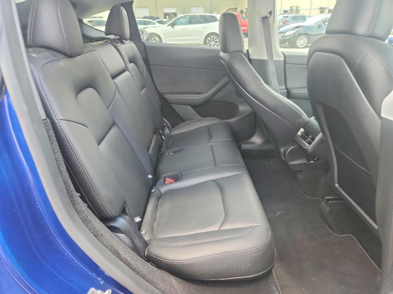 59319606 :رقم المزاد ، 7SAYGDEE8SA353715 vin ، 2025 Tesla Model Y مزاد بيع