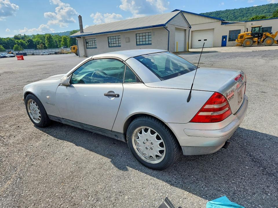 Продажа на аукционе авто 1999 Mercedes-benz Slk, vin: WDBKK47F2XF114740, номер лота: 63187516