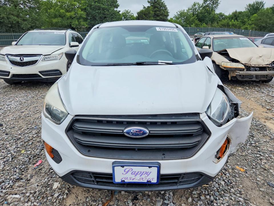 Продажа на аукционе авто 2017 Ford Escape, vin: 1FMCU0F72HUB87635, номер лота: 61953456
