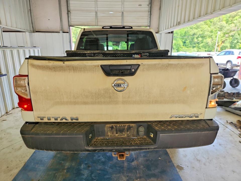 62052706 :رقم المزاد ، 1N6AA1E53HN549246 vin ، 2017 Nissan Titan مزاد بيع