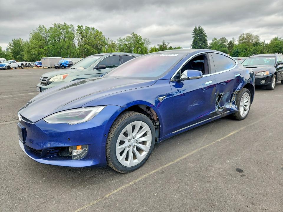 2018 Tesla Model S მანქანა იყიდება აუქციონზე, vin: 5YJSA1E20JF245227, აუქციონის ნომერი: 60405126