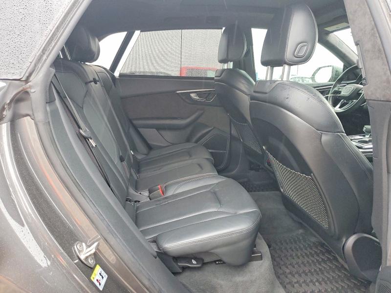62408176 :رقم المزاد ، WA1CVAF17KD044829 vin ، 2019 Audi Q8 مزاد بيع