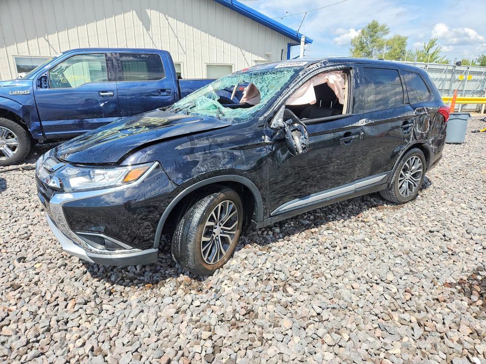 2017 Mitsubishi Outlander მანქანა იყიდება აუქციონზე, vin: JA4AD3A39HZ042719, აუქციონის ნომერი: 63304096