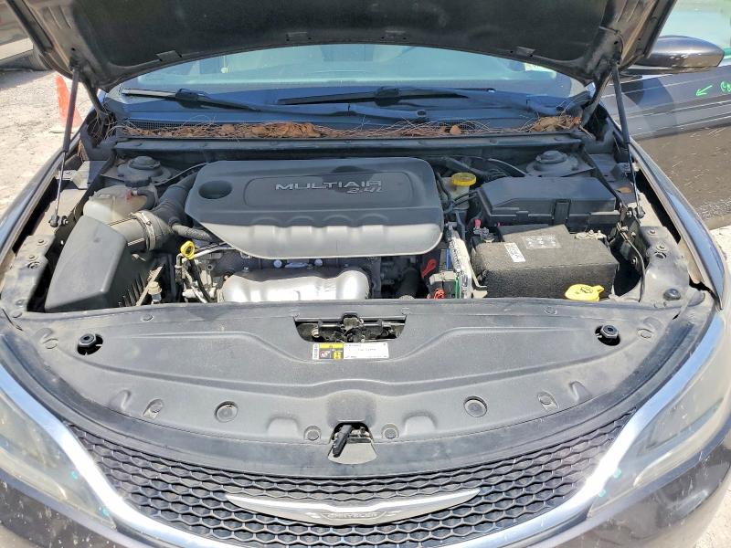 61039796 :رقم المزاد ، 1C3CCCAB8FN560077 vin ، 2015 Chrysler 200 مزاد بيع