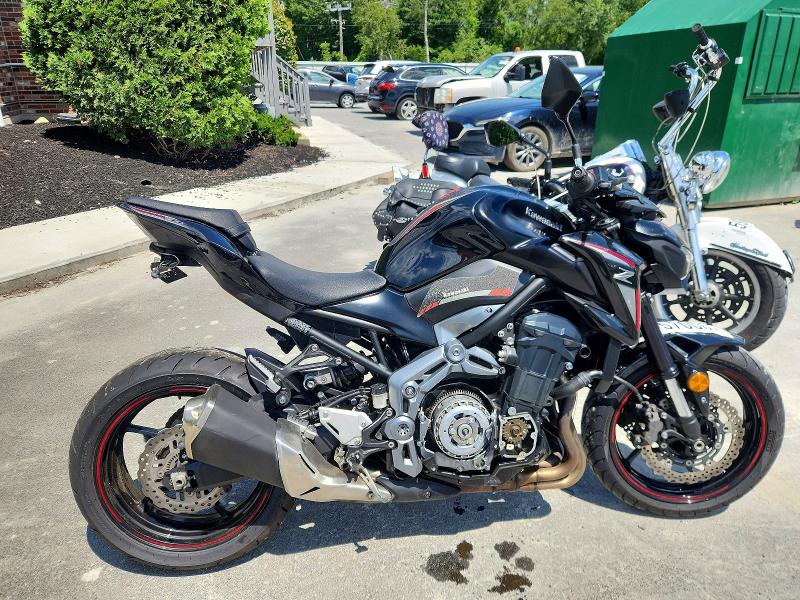 58757006 :رقم المزاد ، JKAZR2B18JA004785 vin ، 2018 Kawasaki Zr900 مزاد بيع
