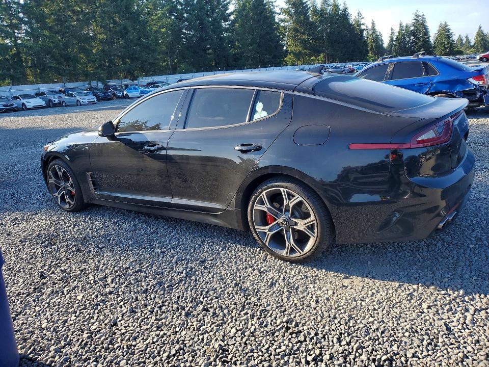 2020 Kia Stinger მანქანა იყიდება აუქციონზე, vin: KNAE35LCXL6073701, აუქციონის ნომერი: 60085326