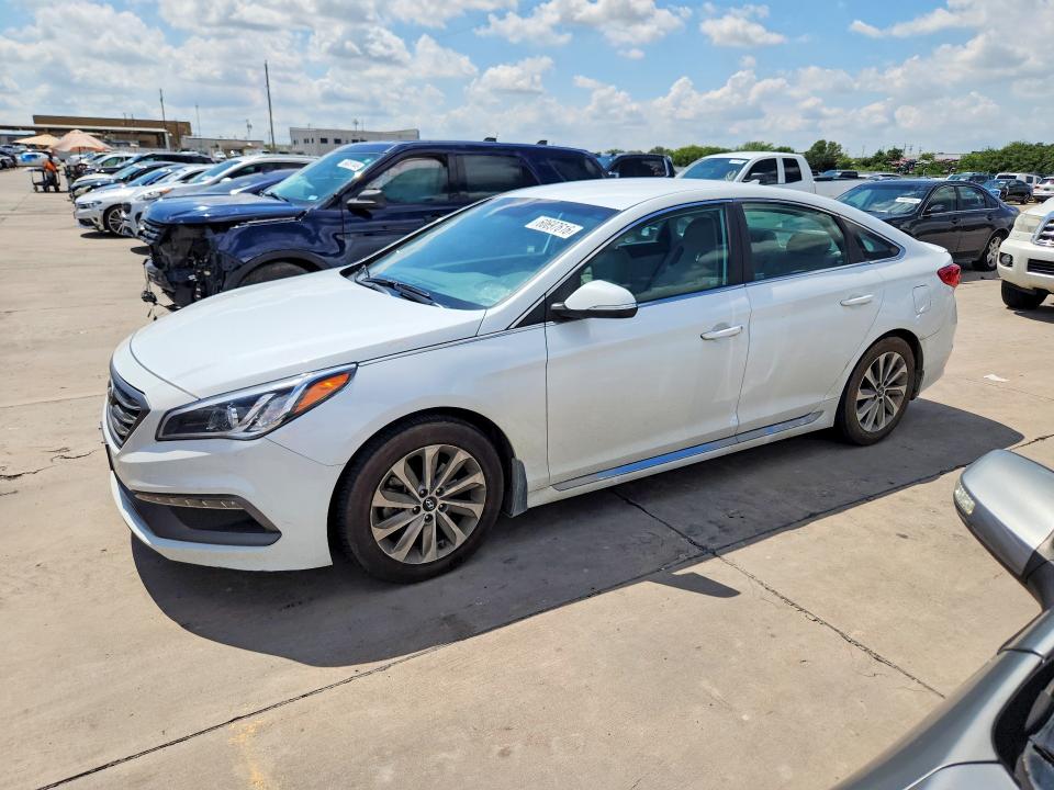 2015 Hyundai Sonata მანქანა იყიდება აუქციონზე, vin: 5NPE34AF8FH218268, აუქციონის ნომერი: 60697616