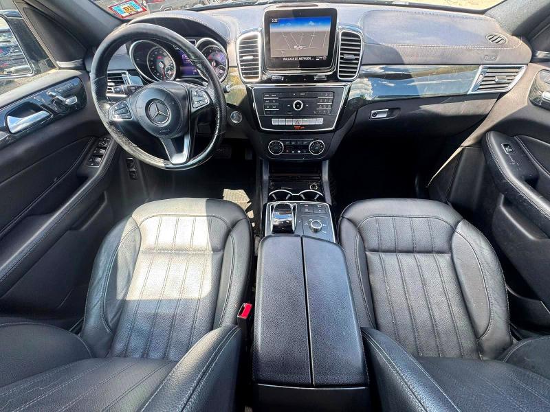 62117646 :رقم المزاد ، 4JGDF6EE7JB176648 vin ، 2018 Mercedes-benz Gls مزاد بيع