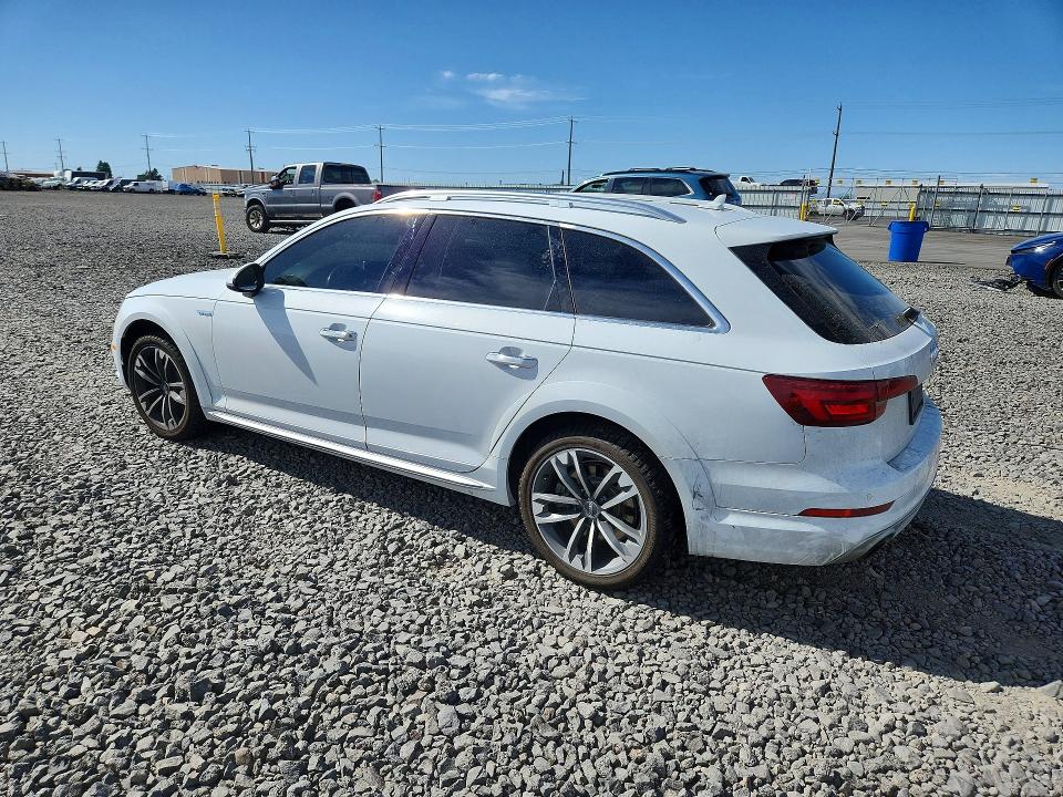 Продаж на аукціоні авто 2018 Audi A4 Allroad, vin: WA18NAF49JA023142, номер лоту: 59399236