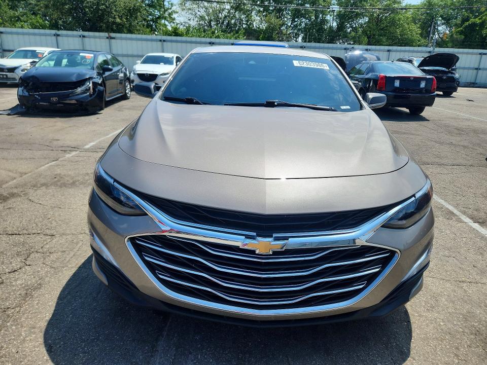Продажа на аукционе авто 2024 Chevrolet Malibu, vin: 1G1ZC5ST8RF123213, номер лота: 62303986