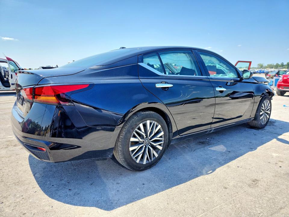 62507236 :رقم المزاد ، 1N4BL4DV1SN376943 vin ، 2025 Nissan Altima مزاد بيع