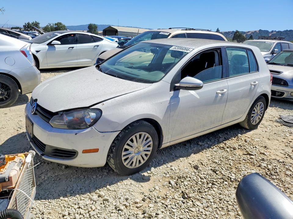62086066 :رقم المزاد ، WVWDB7AJ1DW131758 vin ، 2013 Volkswagen Golf مزاد بيع
