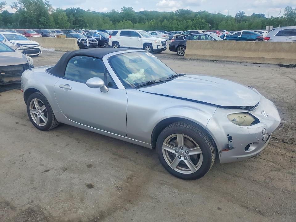 2006 Mazda Mx-5 Miata მანქანა იყიდება აუქციონზე, vin: JM1NC25F260111809, აუქციონის ნომერი: 59848276