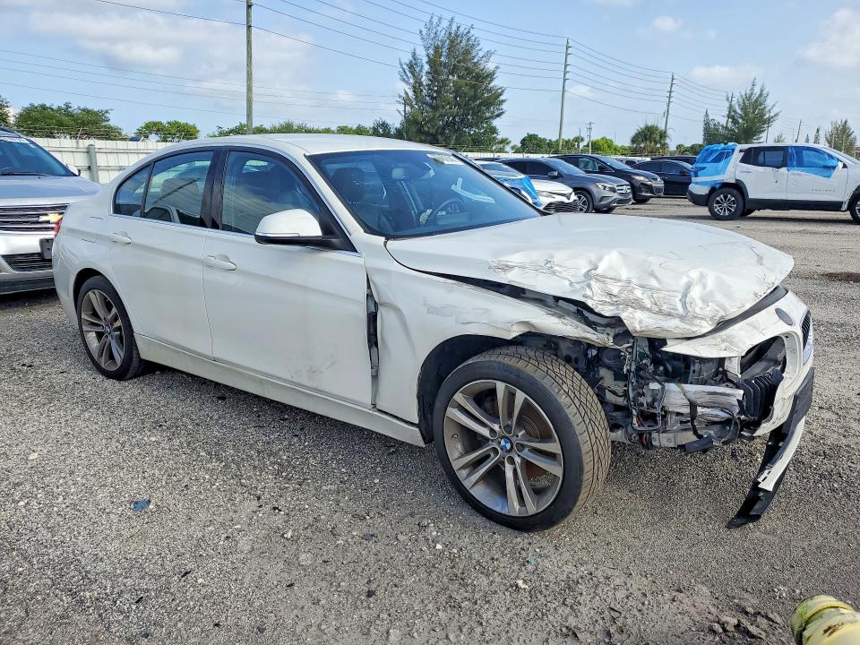 2017 Bmw 330 მანქანა იყიდება აუქციონზე, vin: WBA8B9C37HK885981, აუქციონის ნომერი: 60462946