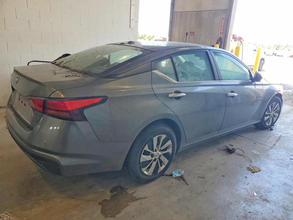Продаж на аукціоні авто 2020 Nissan Altima, vin: 1N4BL4BV1LC143905, номер лоту: 61526926