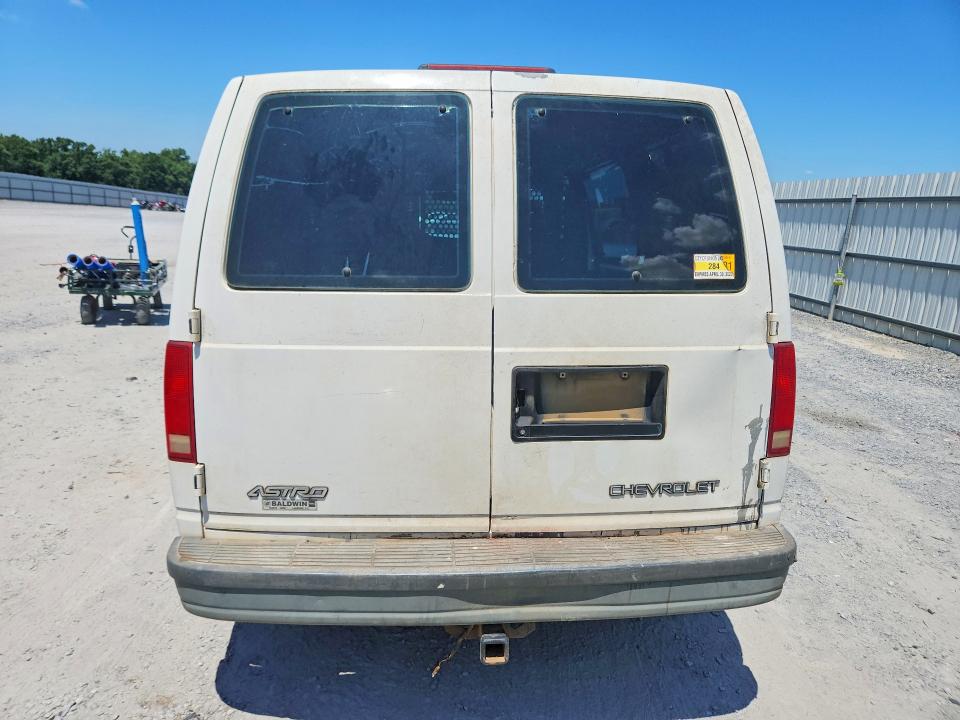 1998 Chevrolet Astro მანქანა იყიდება აუქციონზე, vin: 1GCDM19W9WB190140, აუქციონის ნომერი: 61113726