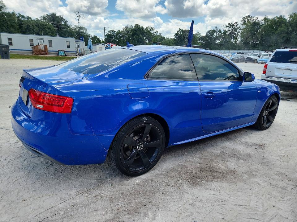 58209166 :رقم المزاد ، WAUMFAFR1FA031883 vin ، 2015 Audi A5 مزاد بيع
