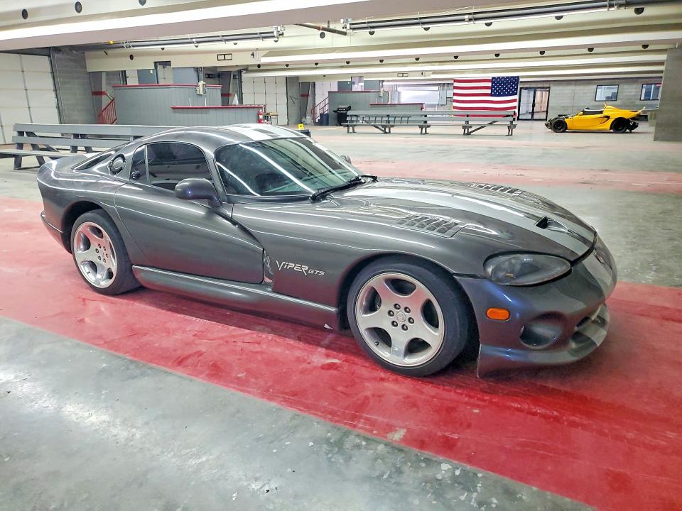2002 Dodge Viper მანქანა იყიდება აუქციონზე, vin: 1B3ER69E22V101089, აუქციონის ნომერი: 59316196